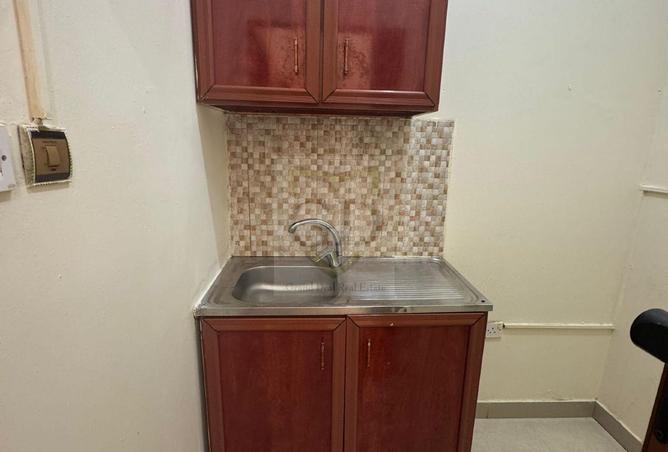 999889 - Property Image 3