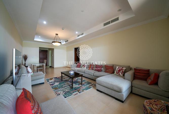 882426 - Property Image 3