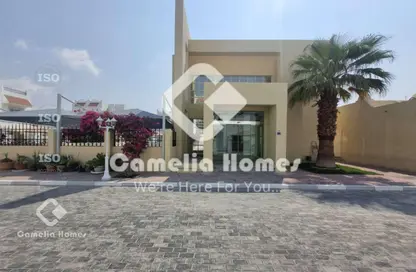 Compound - 3 Bedrooms - 4 Bathrooms for rent in Umm Al Seneem Street - Ain Khaled - Doha