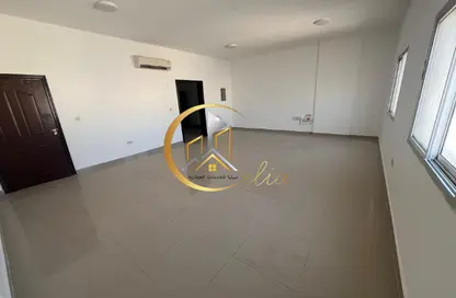 Apartment - 2 Bedrooms - 2 Bathrooms for rent in Al Nasr Street - Al Nasr - Doha