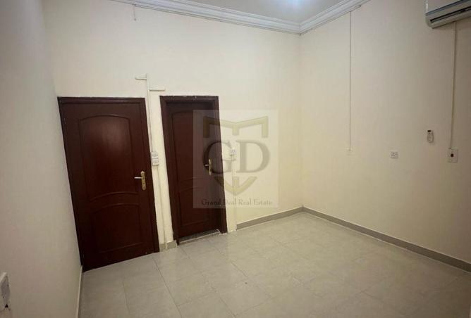 950819 - Property Image 2