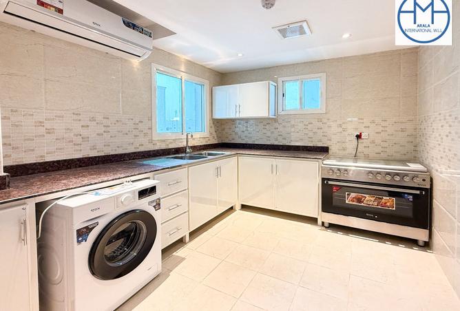 905448 - Property Image 3