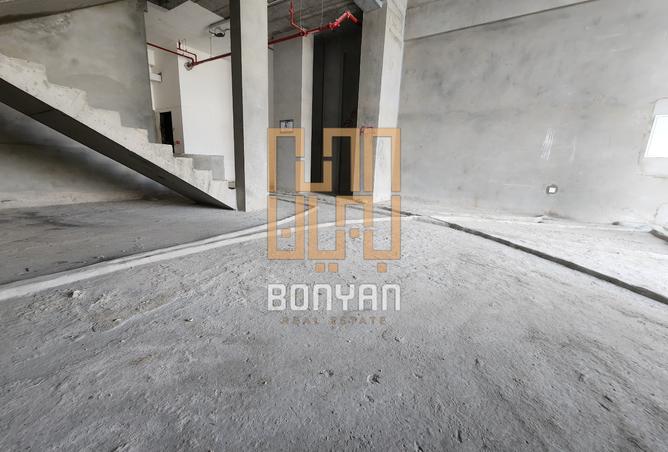 Shop - Studio - 2 Bathrooms for rent in Fox Hills A13 - Fox Hills - Lusail