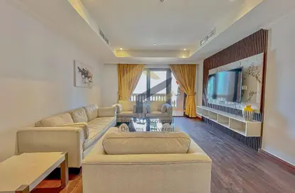 Apartment - 1 Bedroom - 1 Bathroom for rent in Tower 5 - Porto Arabia - The Pearl Island - Doha