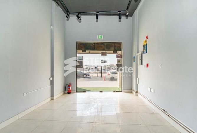926912 - Property Image 3