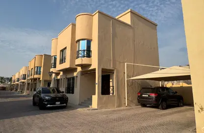 Villa - 3 Bedrooms - 3 Bathrooms for rent in Souk Al gharaffa - Al Gharrafa - Doha