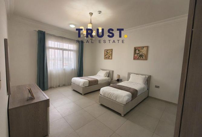 985605 - Property Main Image