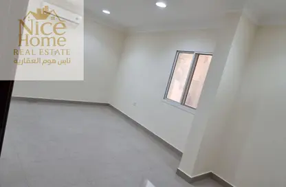 Apartment - 3 Bedrooms - 3 Bathrooms for rent in Fereej Bin Omran - Doha