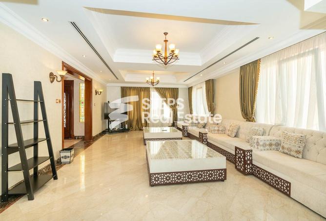 Compound - 5 Bedrooms - 6 Bathrooms for rent in West Bay Lagoon Street - West Bay Lagoon - Doha
