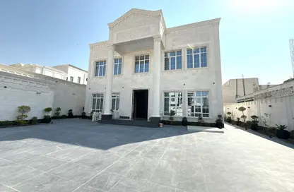 Villa - 7+ Bedrooms - 7+ Bathrooms for sale in Rawdat Al Hamama - Al Daayen