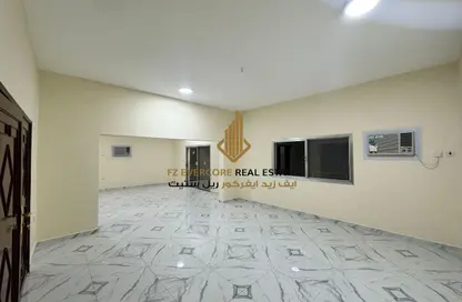 Apartment - 4 Bedrooms - 3 Bathrooms for rent in Al Mansoura - Al Mansoura - Doha