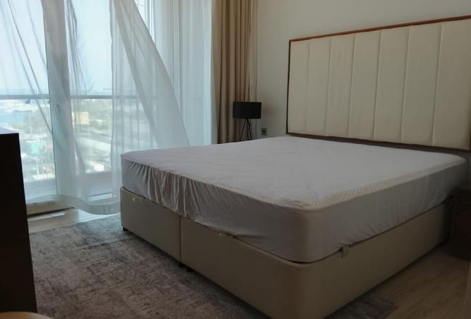 960270 - Property Image 2