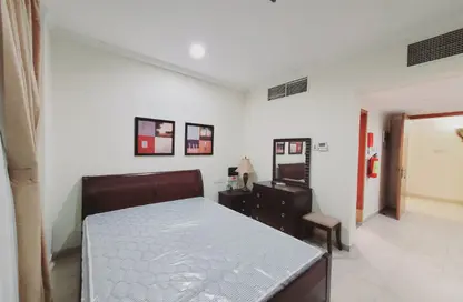 Apartment - Studio - 1 Bathroom for rent in Al Meera Tower - Old Salata - Salata - Doha