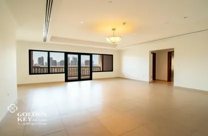 Apartment - 3 Bedrooms - 4 Bathrooms for rent in West Porto Drive - Porto Arabia - The Pearl Island - Doha