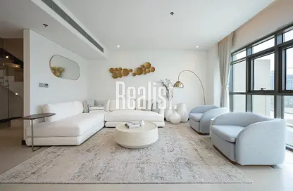 Hotel Apartments - 2 Bedrooms - 3 Bathrooms for sale in The Pearl Island - Doha