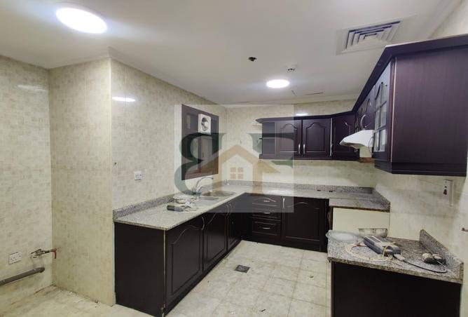 981200 - Property Image 2