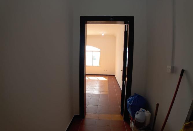 942659 - Property Image 2