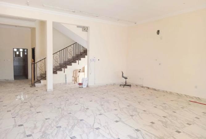 986625 - Property Image 2