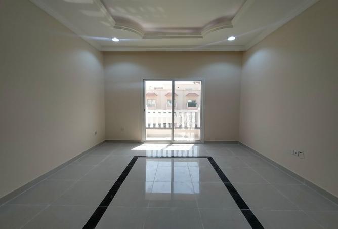 952477 - Property Image 3