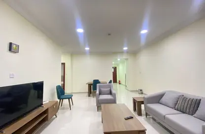 Apartment - 2 Bedrooms - 2 Bathrooms for rent in Al Mansoura - Al Mansoura - Doha