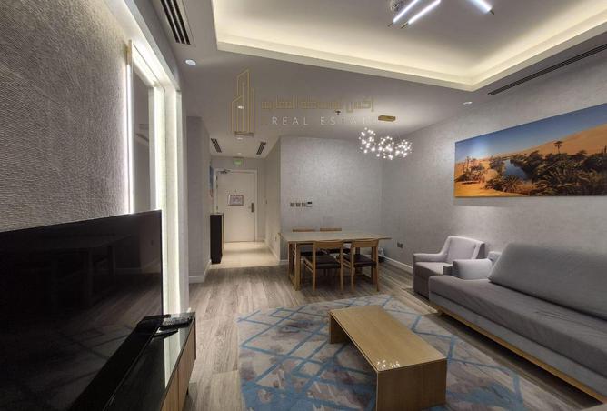 982455 - Property Image 2