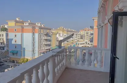 Apartment - 2 Bedrooms - 2 Bathrooms for rent in Carnaval - Qanat Quartier - The Pearl Island - Doha