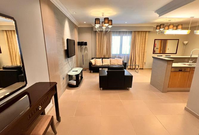 975365 - Property Image 2