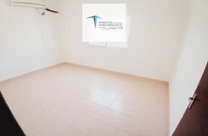 Apartment - 1 Bedroom - 1 Bathroom for rent in New Salata - New Salata - Salata - Doha