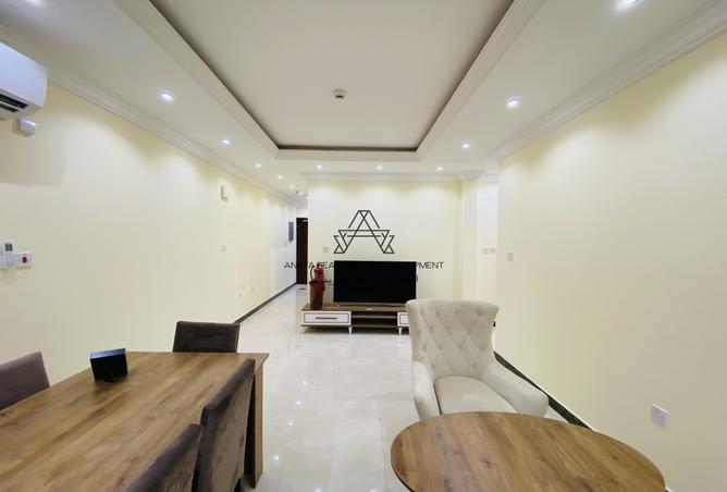 951466 - Property Image 2