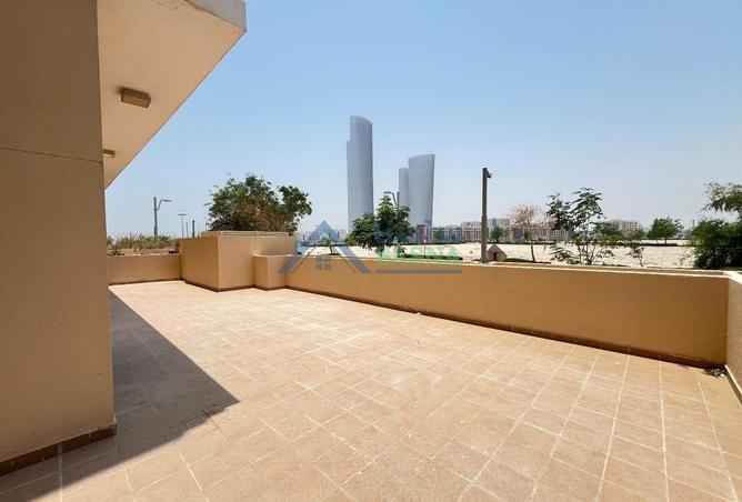 925581 - Property Main Image