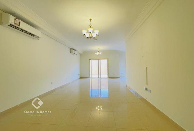 939469 - Property Image 2