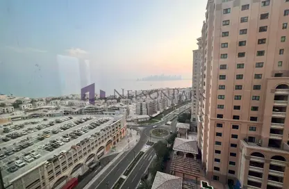 شقة - 2 غرف نوم - 3 حمامات للبيع في طريق بورتو الغربي - بورتو أرابيا - جزيرة اللؤلؤة - الدوحة