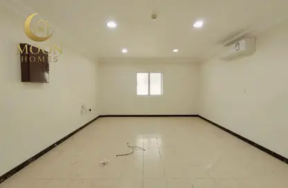 Apartment - 3 Bedrooms - 3 Bathrooms for rent in Muntazah 7 - Al Muntazah - Doha