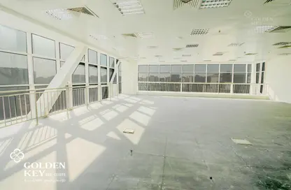 Office Space - Studio - 2 Bathrooms for rent in Hiteen Street - Al Muntazah - Doha
