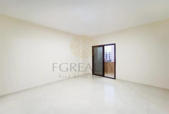 955849 - Property Image 2