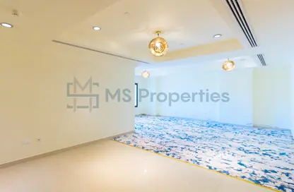 Apartment - 2 Bedrooms - 3 Bathrooms for rent in East Porto Drive - Porto Arabia - The Pearl Island - Doha