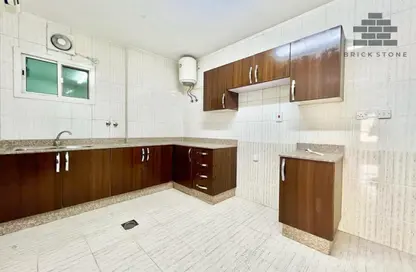 Apartment - 2 Bedrooms - 2 Bathrooms for rent in Muntazah 7 - Al Muntazah - Doha