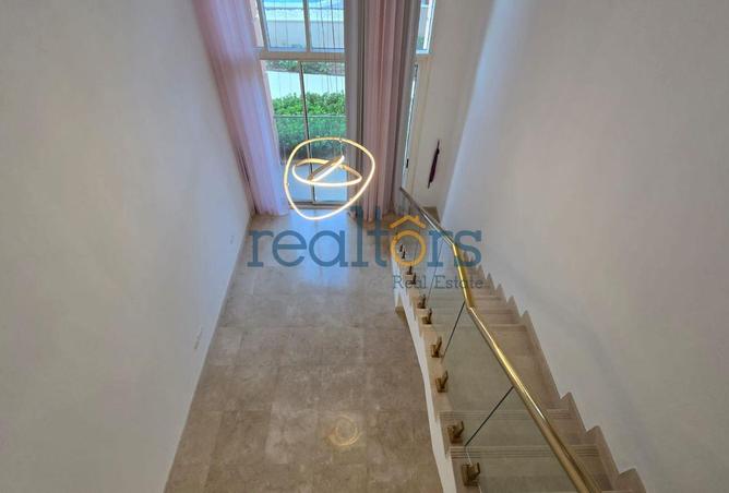 968746 - Property Image 3