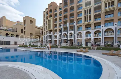 تاون هاوس - 2 غرف نوم - 3 حمامات للايجار في The St. Regis Marsa Arabia Island - Marsa Arabia - جزيرة اللؤلؤة - الدوحة