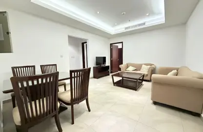 Apartment - 2 Bedrooms - 1 Bathroom for rent in Umm Ghwailina Comm - Umm Ghuwalina - Umm Ghuwailina - Doha