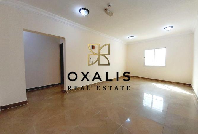 946564 - Property Image 2