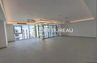 Apartment - 3 Bedrooms - 4 Bathrooms for rent in Gewan Island - The Pearl Island - Doha