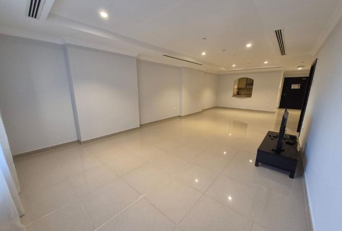 940741 - Property Image 3