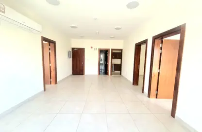 Apartment - 3 Bedrooms - 2 Bathrooms for rent in Al Mansoura - Al Mansoura - Doha