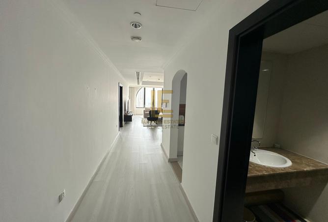 925912 - Property Image 2