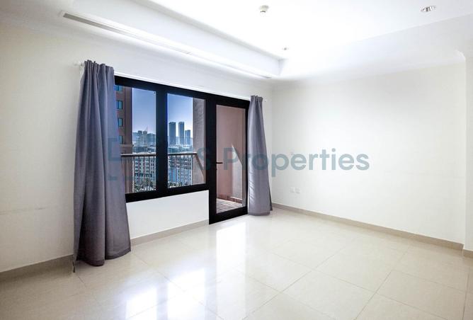 944344 - Property Image 3