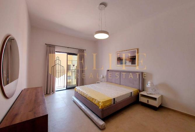 943918 - Property Image 2
