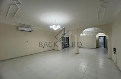 Villa - 5 Bedrooms - 5 Bathrooms for rent in Al Thumama - Al Thumama - Doha