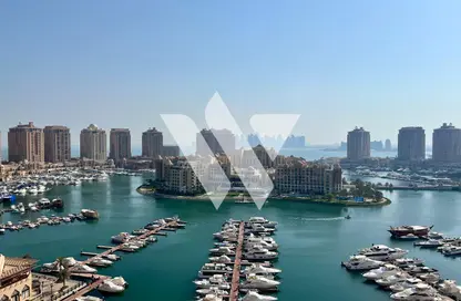 شقة - 2 غرف نوم - 3 حمامات للايجار في طريق بورتو الشرقي - بورتو أرابيا - جزيرة اللؤلؤة - الدوحة