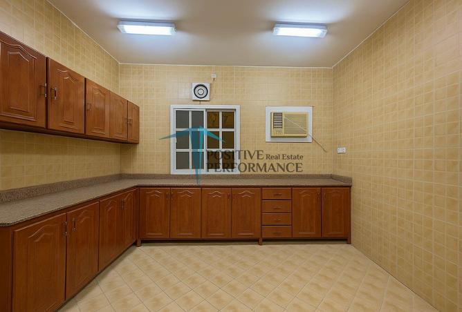 978075 - Property Image 2